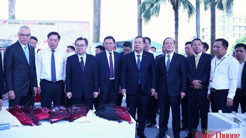 Phát triển công nghiệp hỗ trợ, củng cố năng lực tự chủ của nền kinh tế