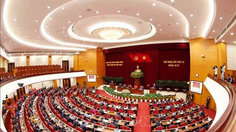 Ngày làm việc thứ hai: Hội nghị lần thứ tư Ban Chấp hành Trung ương Đảng khóa XIV