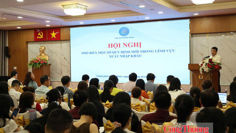 Hoàn thiện khung pháp lý, tạo thuận lợi cho hoạt động xuất nhập khẩu