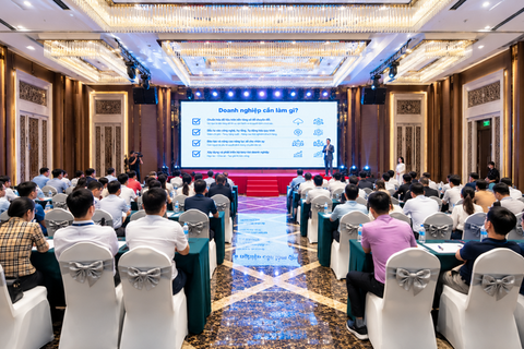 Tiết kiệm năng lượng thành lá chắn trước 'hàng rào xanh' và thuế carbon