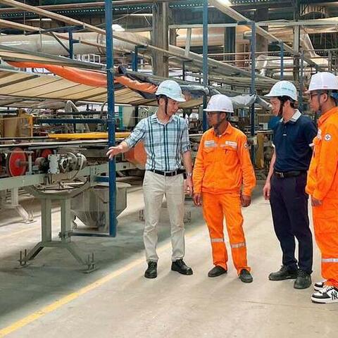 Doanh nghiệp công nghiệp tăng cường quản lý, tiết kiệm năng lượng