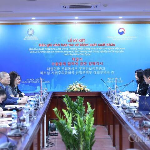 Lễ ký kết Bản ghi nhớ hợp tác về kiểm soát xuất khẩu