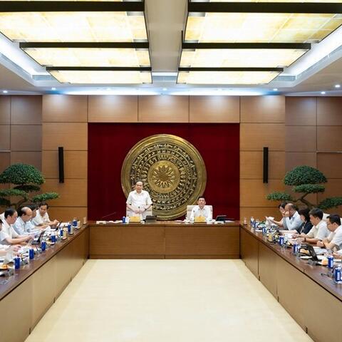 Chủ tịch Quốc hội: Khoa học công nghệ phải 'đi trước, đón đầu'