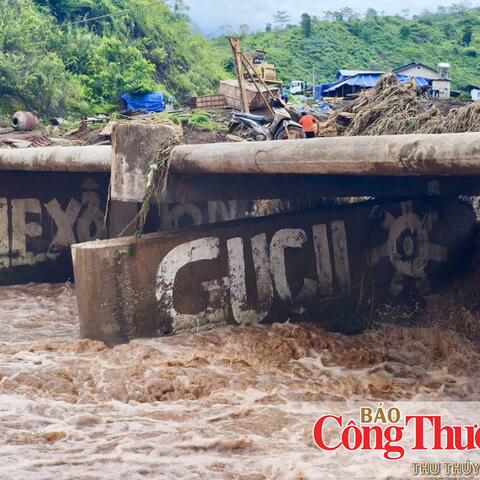 Lai Châu: Mưa lớn gây sạt lở nghiêm trọng, giao thông chia cắt