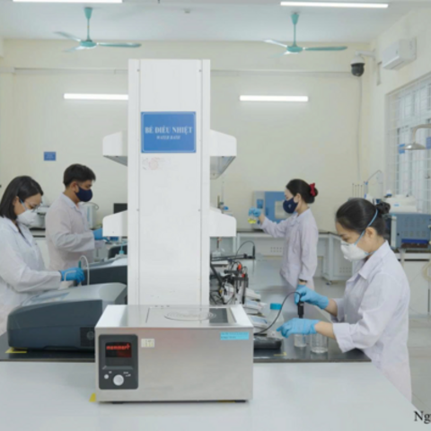 Phòng Thí nghiệm Hóa đạt chuẩn ISO/IEC 17025:2017: Bước tiến lớn của Vĩnh Tân trong việc tối ưu chí phí, bảo vệ môi trường