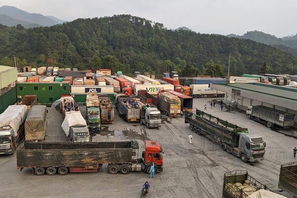 Thông tin cập nhật về xuất nhập khẩu qua các cửa khẩu Lạng Sơn