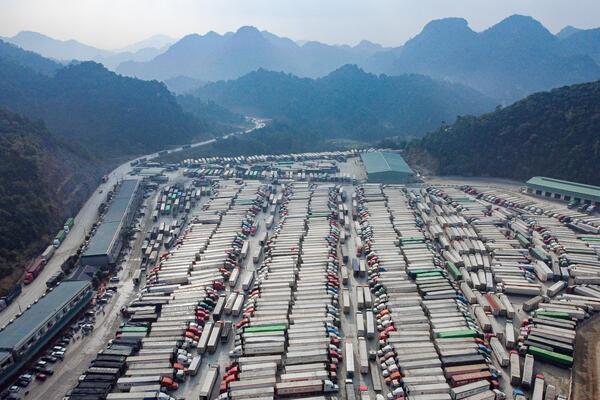 Cập nhật tình hình xuất nhập khẩu qua các cửa khẩu tỉnh Lạng Sơn