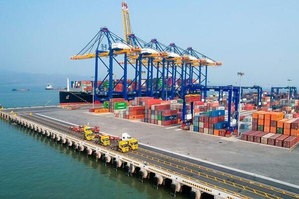 Vượt rào gia công: Việt Nam nâng tầm hàng hóa xuất khẩu
