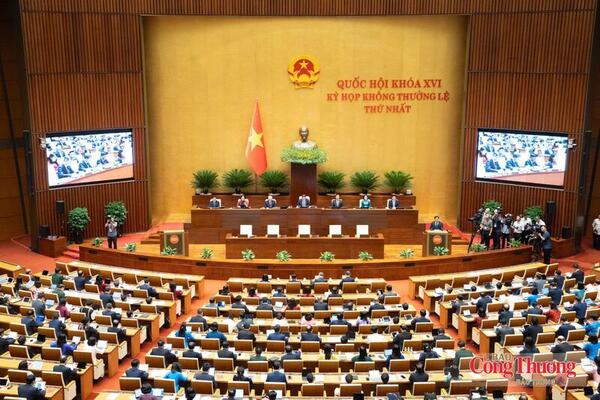 Chủ tịch Quốc hội: Không chậm trễ, không để lỡ thời cơ phát triển đất nước