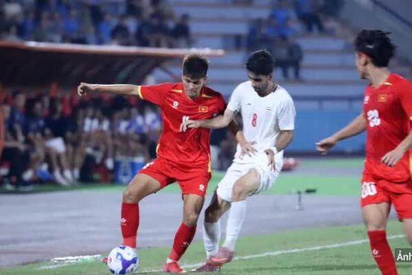 Thua ngược U20 Iran, U20 Việt Nam khép lại vòng loại với vị trí cuối bảng