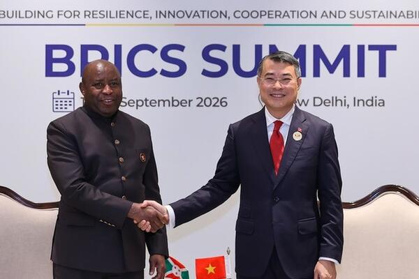 Tổng thống Burundi: Burundi rất mong muốn học hỏi kinh nghiệm của Việt Nam