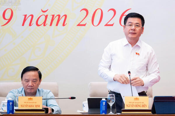 Đại biểu Quốc hội cho ý kiến về dự án Luật sửa đổi, bổ sung một số điều của Luật Điện lực