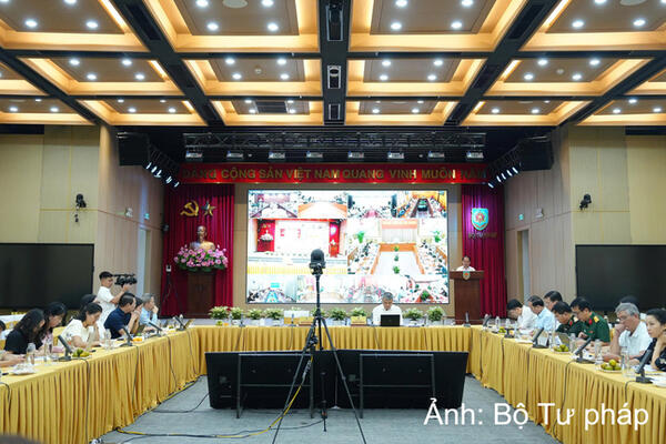 Triển khai đồng bộ, hiệu quả việc thí điểm chế định luật sư công
