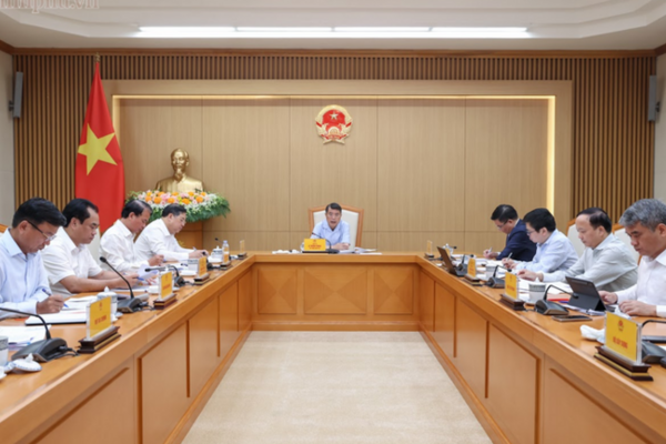 Thủ tướng: Cung ứng đủ điện là điều kiện tiên quyết cho các mục tiêu phát triển