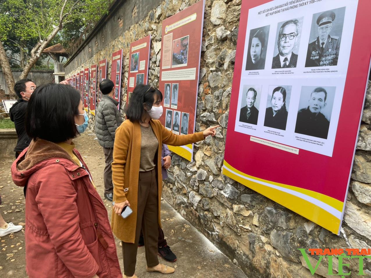 Sơn La: Triển lãm ảnh “Tinh thần Tô Hiệu” kỷ niệm 110 năm ngày sinh của đồng chí Tô Hiệu  - Ảnh 1.