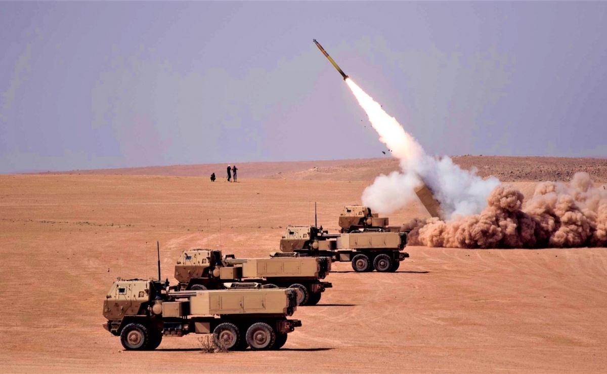 Hệ thống tên lửa phóng loạt HIMARS. Ảnh: ASC.