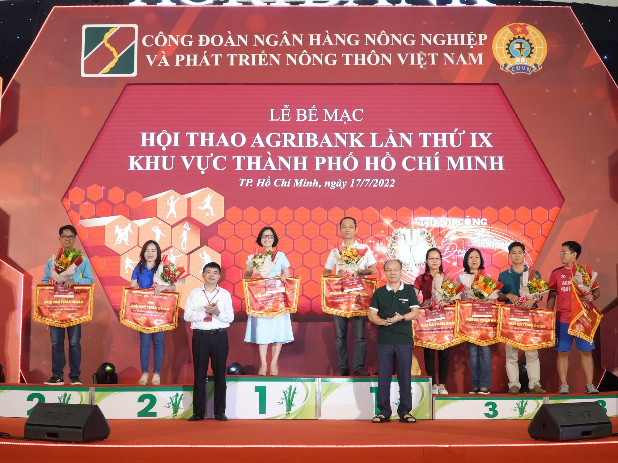 Giải nhất, nhì, ba toàn đoàn Cụm II