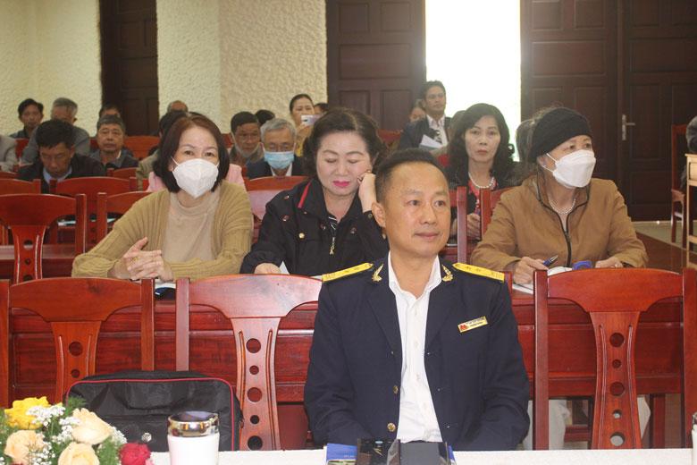 Các đại biểu tham dự hội nghị tuyên truyền, phổ biến chính sách pháp luật về thuế