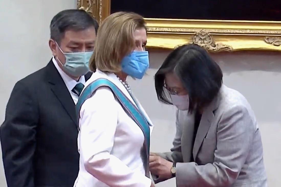 pelosi tham dai loan anh 2