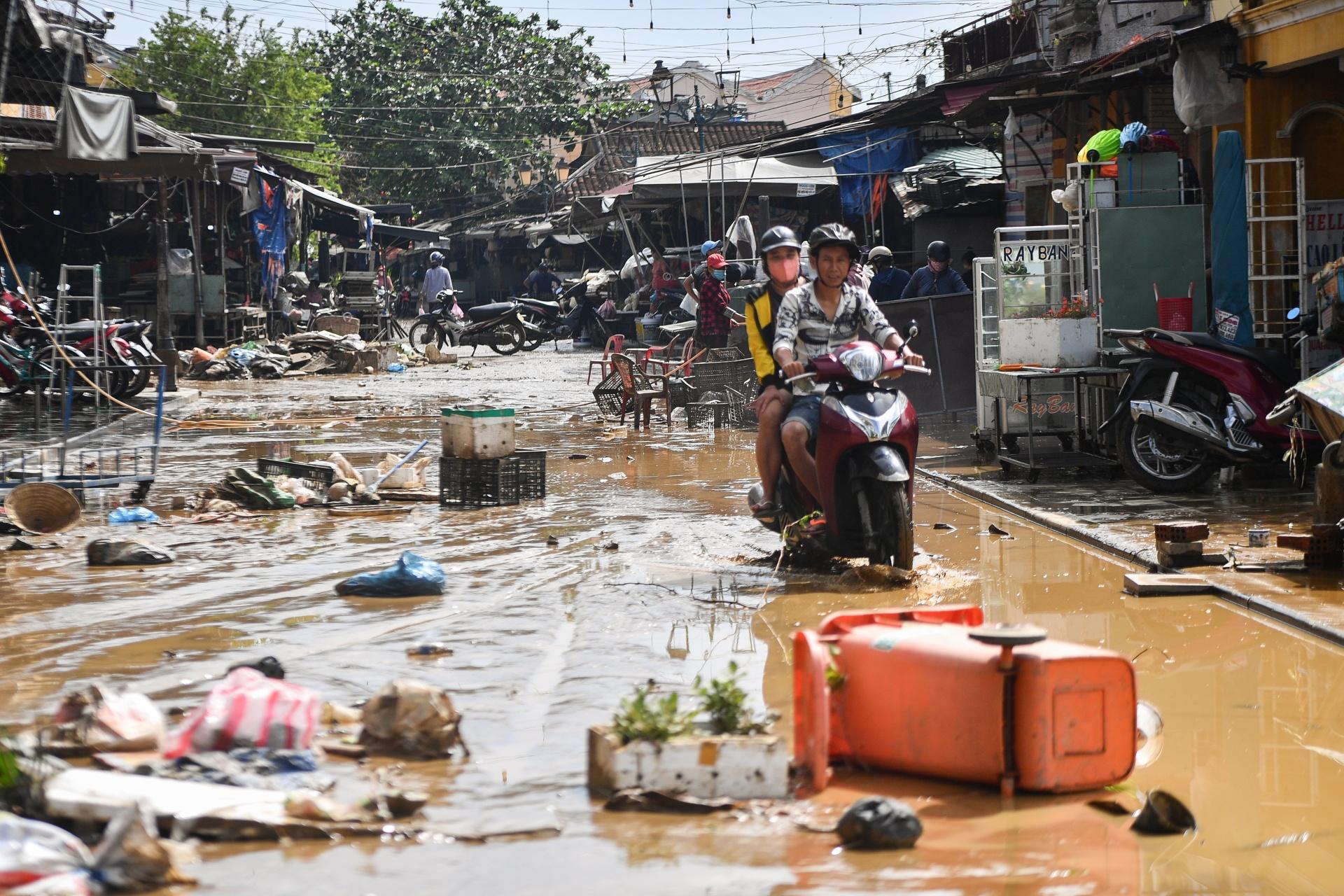 bao Noru vao Hoi An anh 10