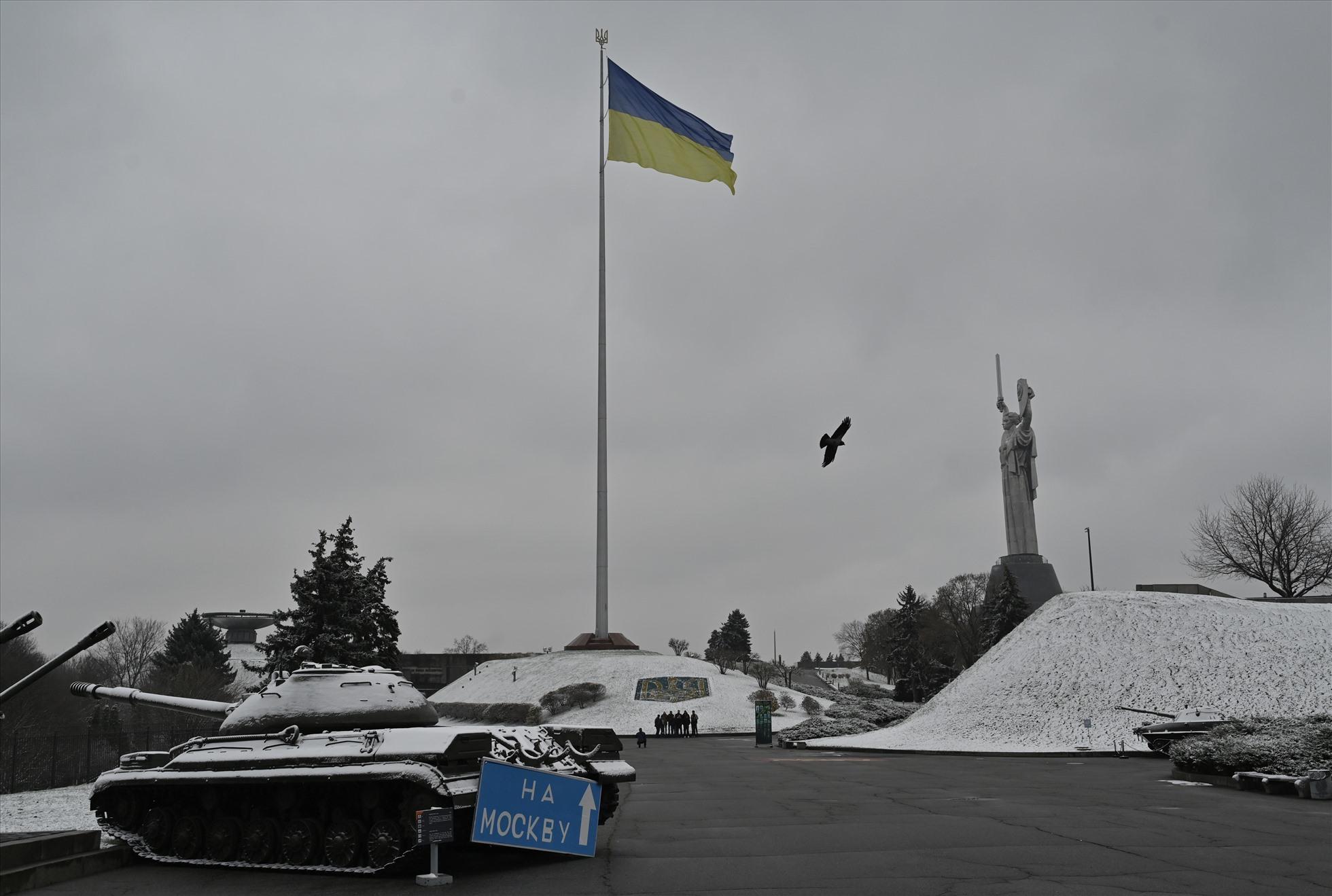 Mất điện, thiếu sưởi khi nhiệt độ đóng băng ở thủ đô của Ukraina