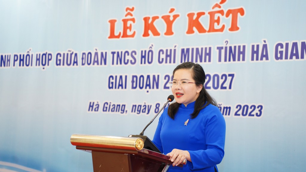 đồng chí Đỗ Thị Hương, Bí thư Tỉnh đoàn Hà Giang chia sẻ tại Lễ ký kết chương trình phối hợp