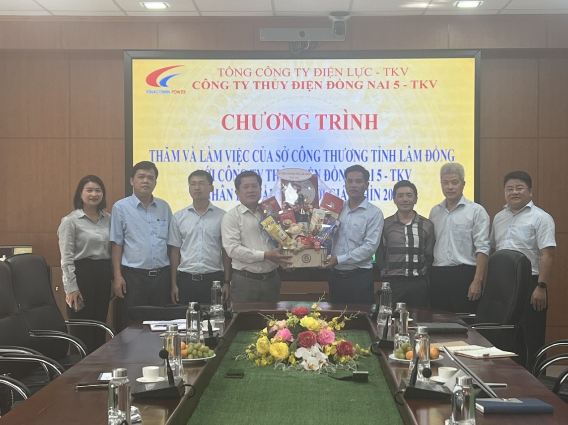 Lâm Đồng: Lãnh đạo Sở Công Thương thăm, làm việc đầu năm tại các doanh nghiệp trên địa bàn