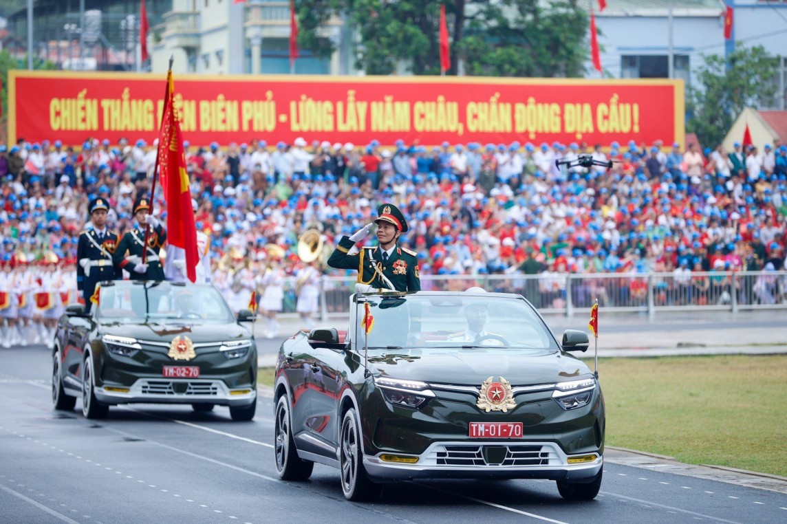 Mãn nhãn màn diễu binh, diễu hành tại Lễ kỷ niệm 70 năm Chiến thắng Điện Biên Phủ