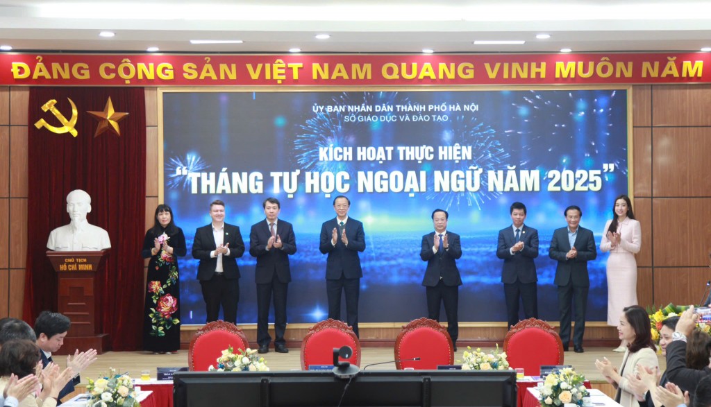 Hà Nội kích hoạt tháng tự học ngoại ngữ