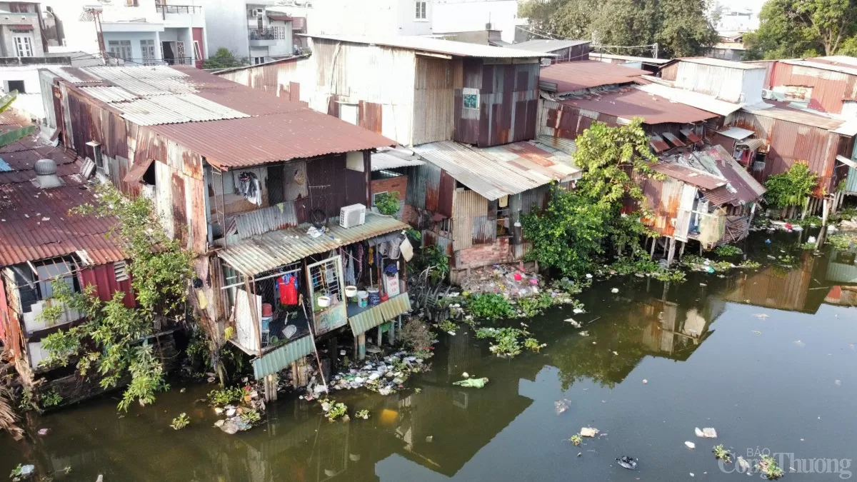 TP. Hồ Chí Minh: Cận cảnh rạch Xuyên Tâm trước ngày ‘hồi sinh’