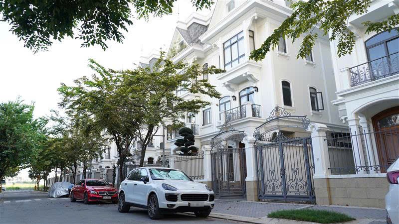 Dự án Victoria Village (TP.Thủ Đức) đang thực hiện bàn giao sổ cho các sản phẩm khu thấp tầng
