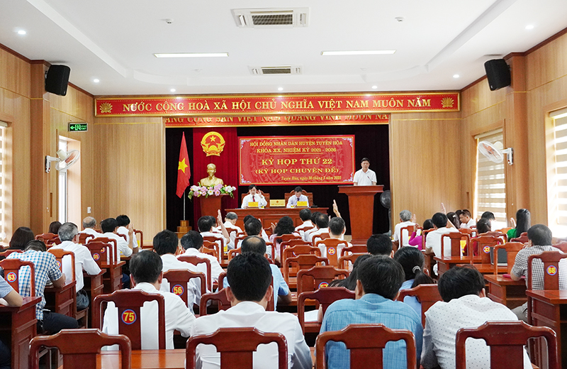 Quang cảnh kỳ họp.