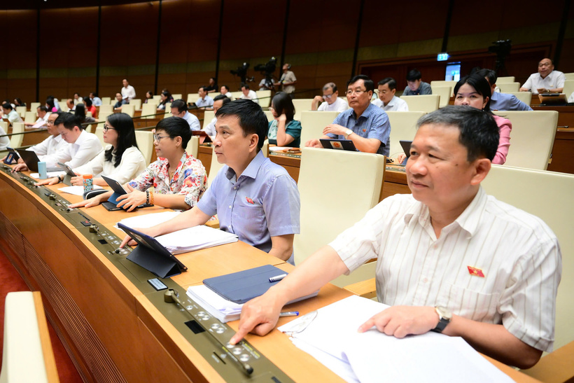 Quốc hội Biểu quyết thông qua Luật sửa đổi, bổ sung một số điều của Luật Chất lượng sản phẩm, hàng hóa. Ảnh: VPQH