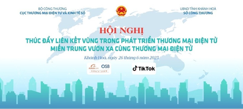 Sự kiện “Miền Trung vươn xa cùng thương mại điện tử”. Ảnh: Cục Thương mại điện tử và Kinh tế số
