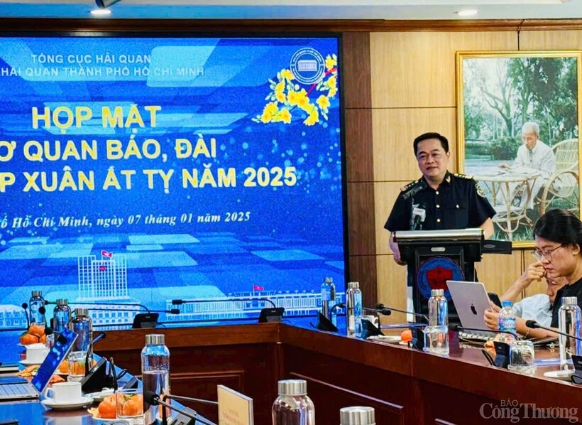 Ông Nguyễn Hoàng Tuấn, Chi cục trưởng Chi cục Hải quan khu vực II cho biết, hiện ngành Hải quan đang đẩy mạnh chuyển đổi số.