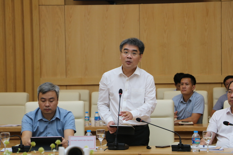 PGS.TS Huỳnh Đăng Chính, Phó Giám đốc Đại học Bách khoa Hà Nội. Ảnh: Phong Lâm