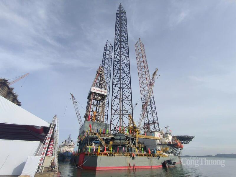 Giàn khoan PV DRILLING VIII. Ảnh: Nguyễn Ngọc