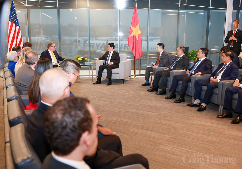 Bang Washington sẵn sàng cùng các đối tác Việt Nam tăng cường kết nối chính quyền - doanh nghiệp; thúc đẩy thương mại - đầu tư hai chiều; nâng cao hợp tác về chuỗi cung ứng và logistics xanh...