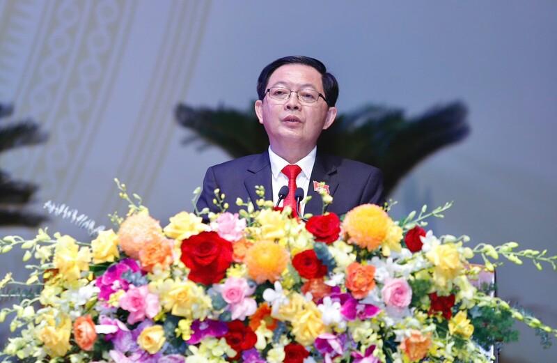 Bí thư Tỉnh ủy Gia Lai Hồ Quốc Dũng đọc diễn văn khai mạc đại hội.