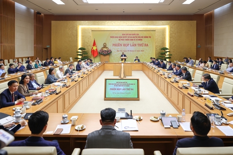 Thủ tướng chỉ rõ một số nhiệm vụ, giải pháp trọng tâm năm 2026. Ảnh: VGP/Nhật Bắc