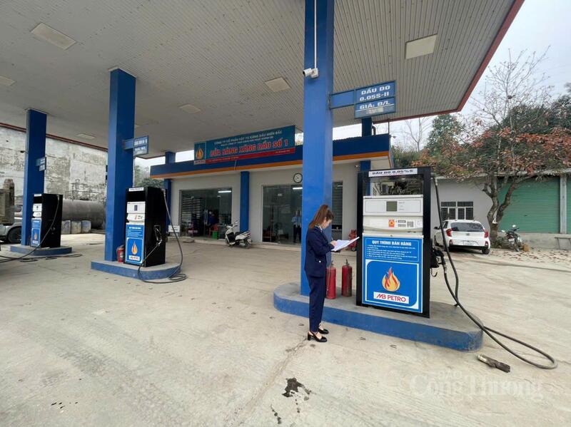 Tại Lào Cai không phát hiện tình trạng tăng giá bán bất hợp lý hoặc ngừng bán hàng không có lý do chính đáng