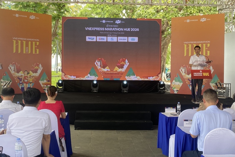 Quang cảnh lễ khai mạc VnExpress Marathon Huế 2026. Ảnh: Nguyễn Tuấn