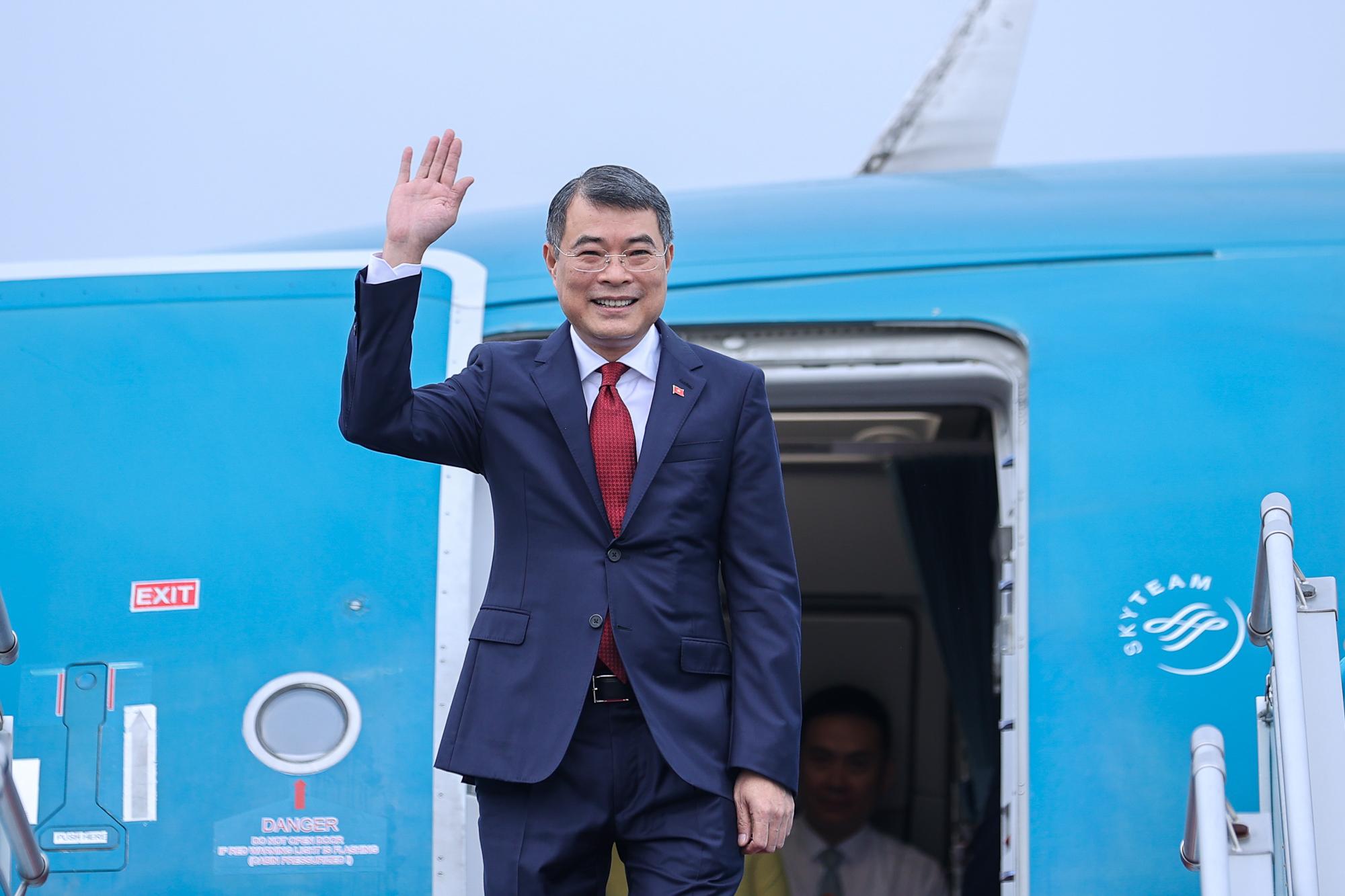 Thủ tướng Chính phủ Lê Minh Hưng lên đường dự Hội nghị Cấp cao ASEAN - Ảnh: VGP/Nhật Bắc