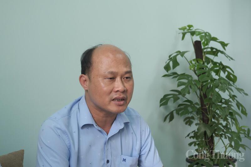 Ông Đinh Văn Bình, Phó Chủ tịch UBND xã Nam Ban Lâm Hà. Ảnh: Lê Sơn