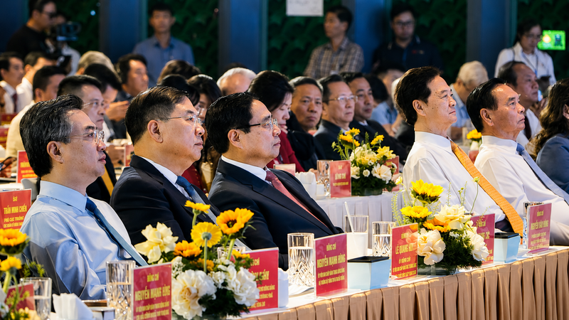 Lãnh đạo, nguyên lãnh đạo Đảng và Nhà nước dự hội nghị. Ảnh: Nguyên Anh