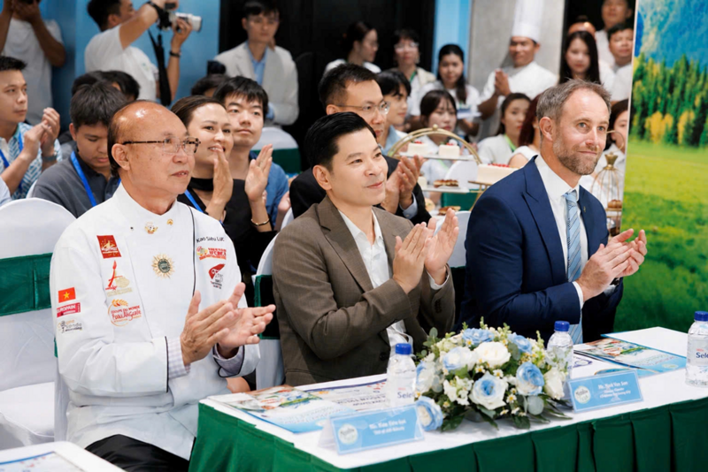 Sự kiện có sự tham gia của nhiều đầu bếp, chuyên gia lĩnh vực F&B đến từ các chuỗi nhà hàng, khách sạn nổi tiếng trong và ngoài nước