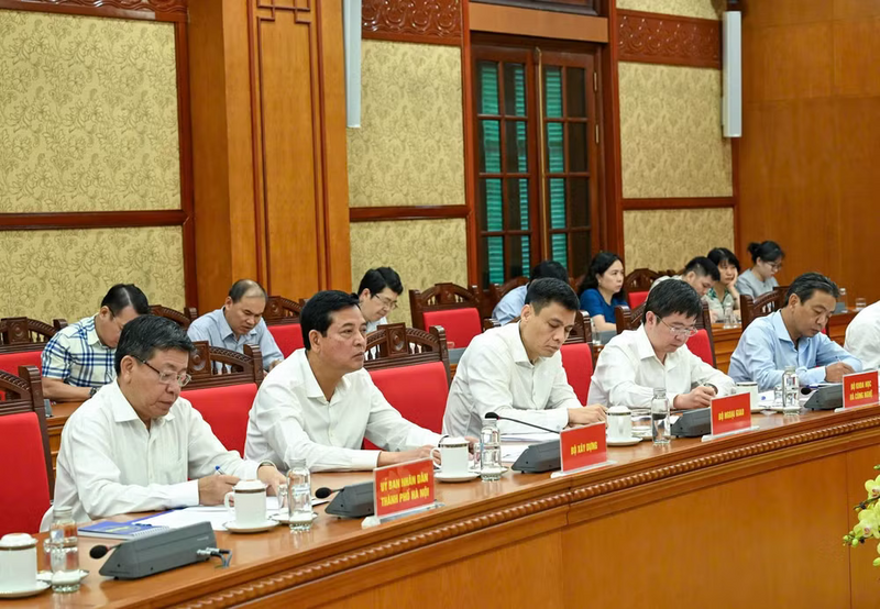 Các đại biểu dự cuộc họp. Ảnh: Duy Linh