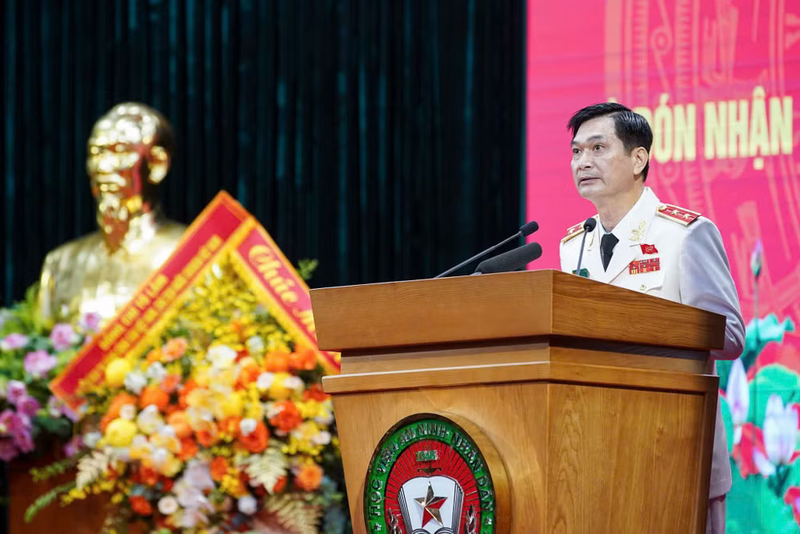 Trung tướng Trịnh Ngọc Quyên, Bí thư Đảng ủy, Giám đốc Học viện An ninh nhân dân phát biểu tại buổi lễ. Ảnh: Minh Chính