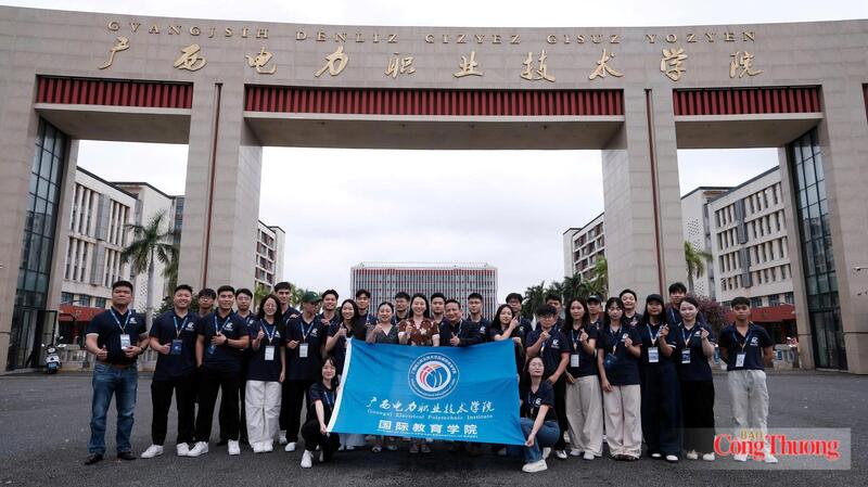 Sinh viên EPU tăng tốc hội nhập với chương trình học tại Trung Quốc - 2