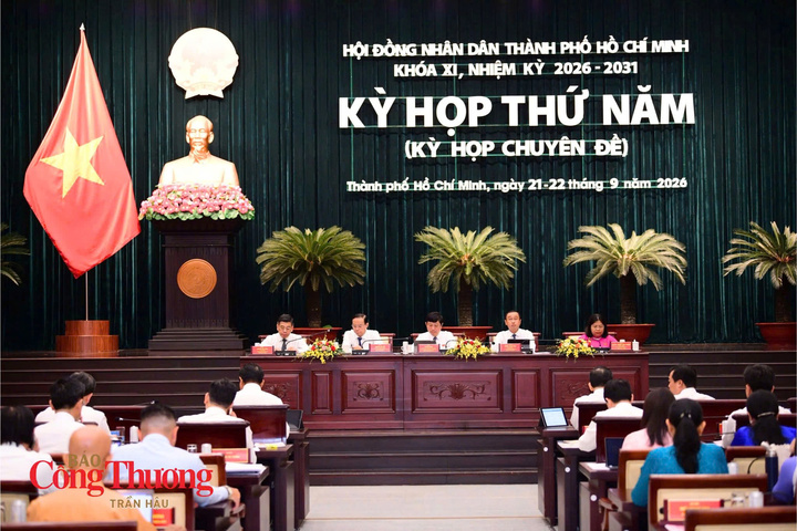 Kỳ họp thứ năm HĐND TP. Hồ Chí Minh khóa XI xem xét 38 nội dung, trong đó có dự thảo nghị quyết mở rộng đối tượng mua bán điện trực tiếp.